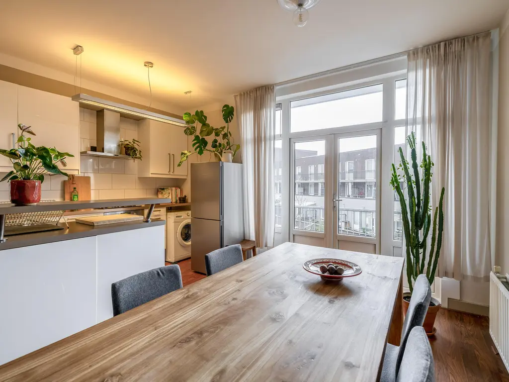 Mathenesserdijk 55B 01, ROTTERDAM