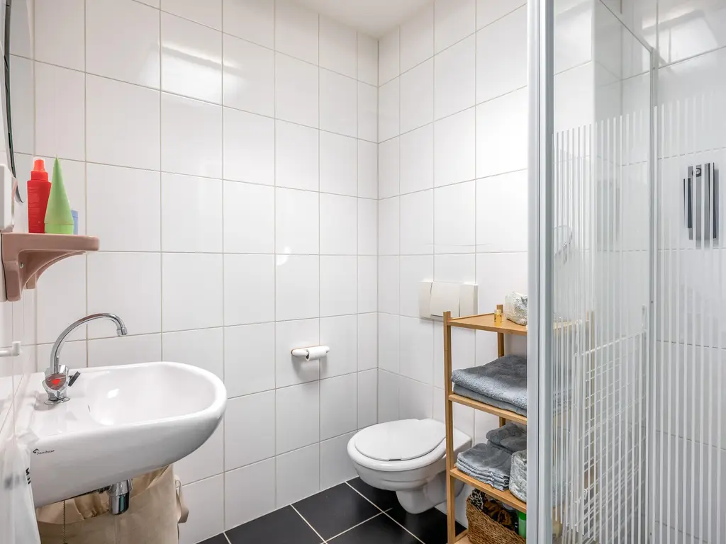 Mathenesserdijk 55B 01, ROTTERDAM