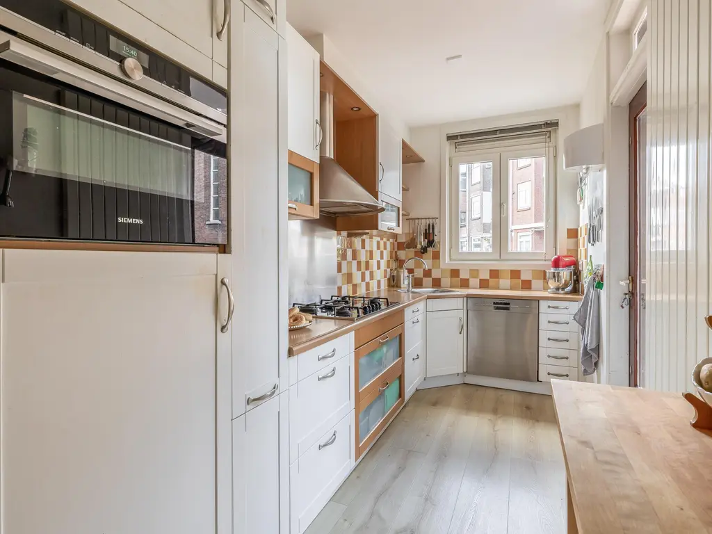 Buys Ballotsingel 84A, SCHIEDAM