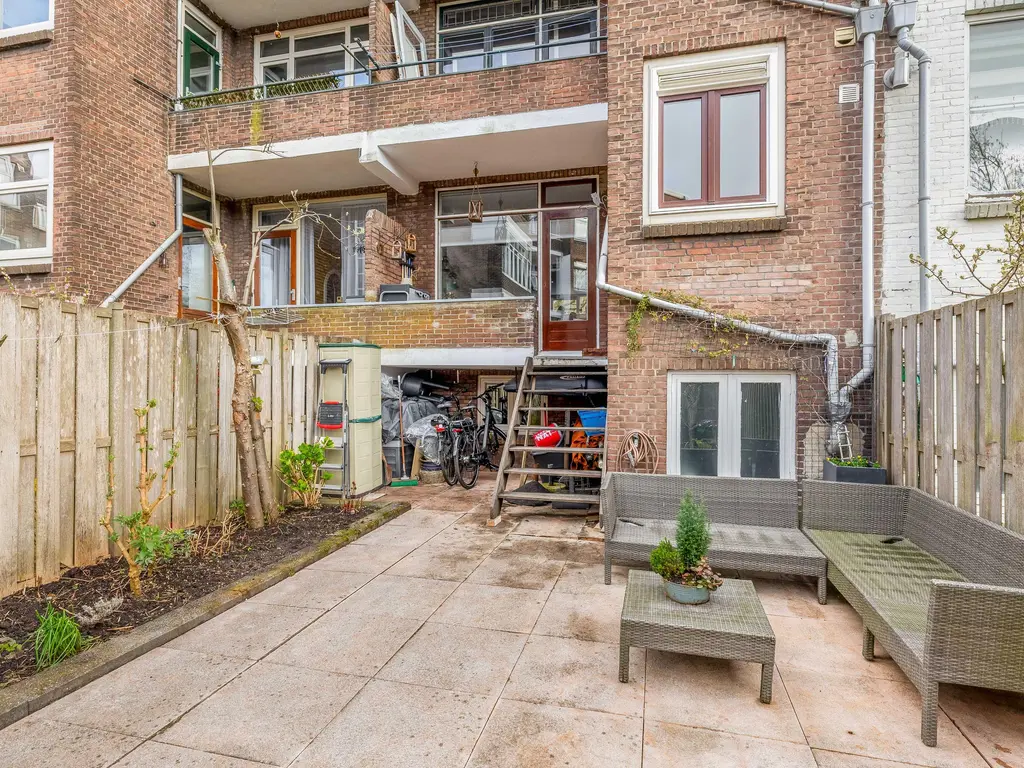 Buys Ballotsingel 84A, SCHIEDAM