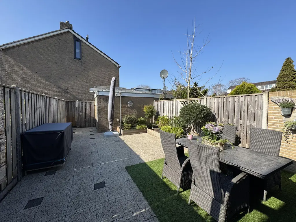 Prunuslaan 3, ROZENBURG