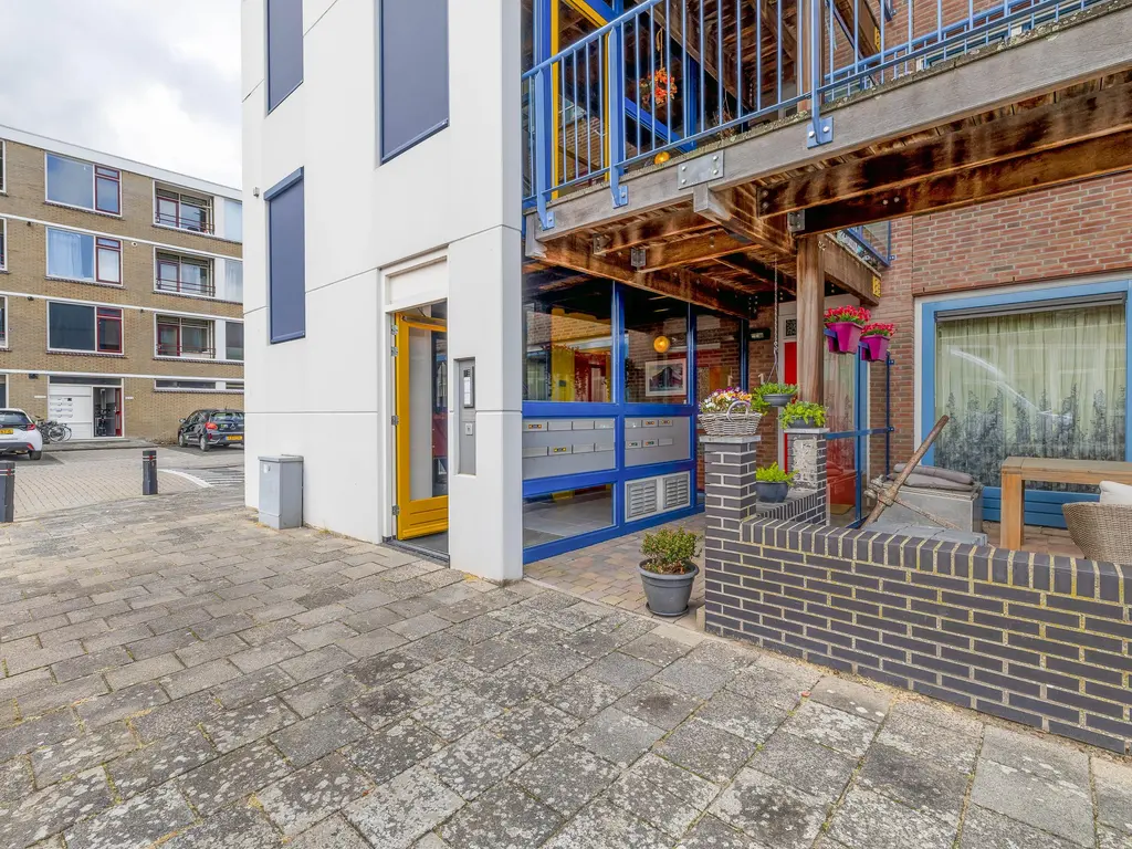 Jan van Scorelstraat 37, SPIJKENISSE