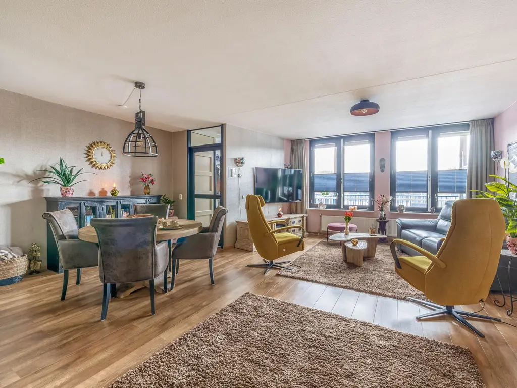 Jan van Scorelstraat 37, SPIJKENISSE