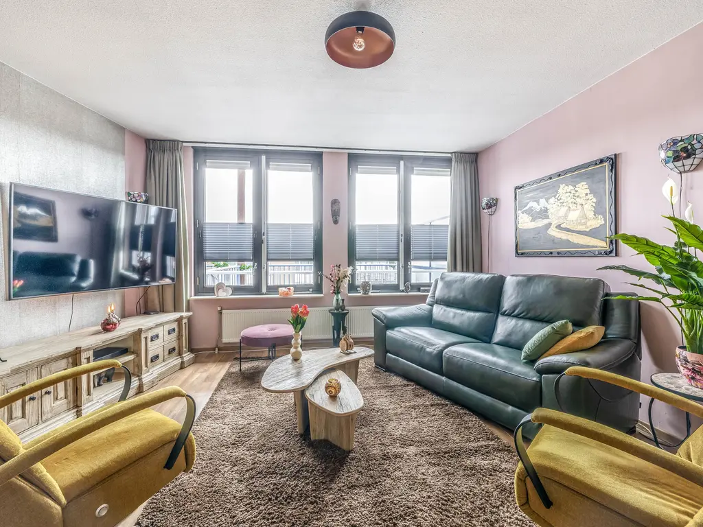 Jan van Scorelstraat 37, SPIJKENISSE