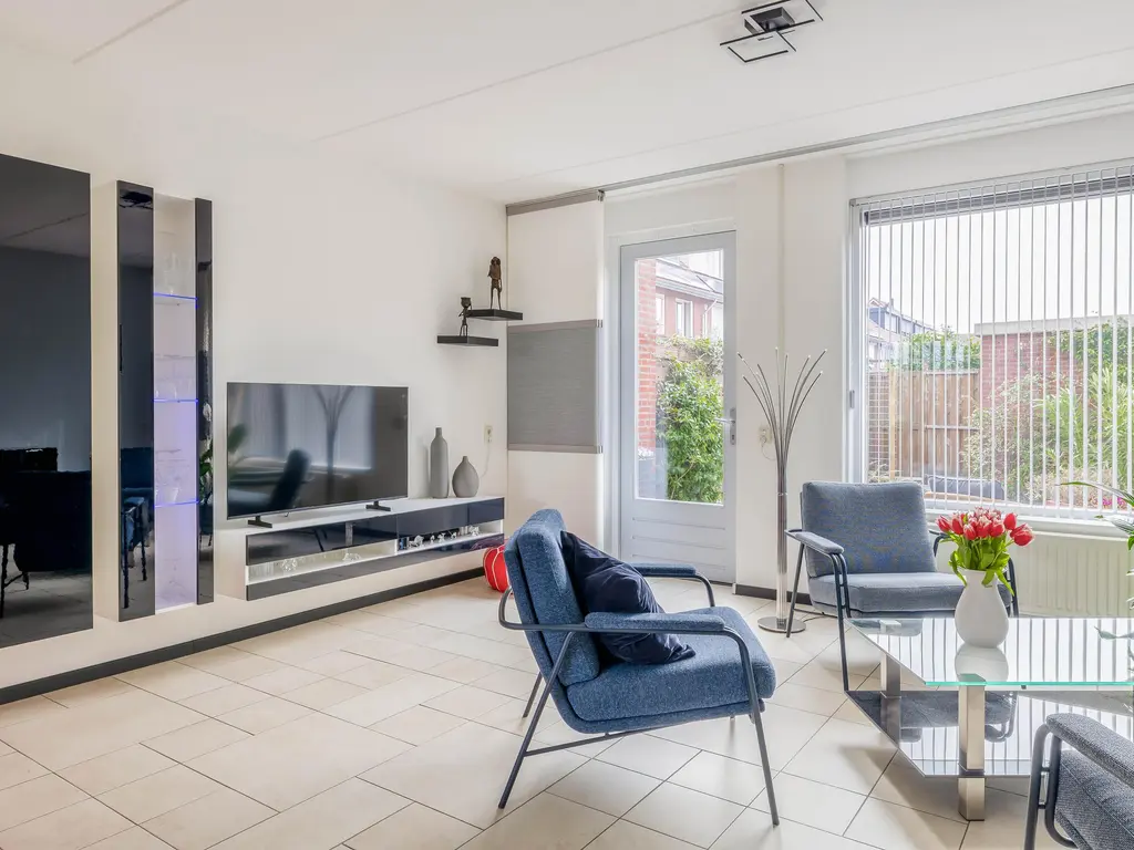 Regenboog 288, RHOON