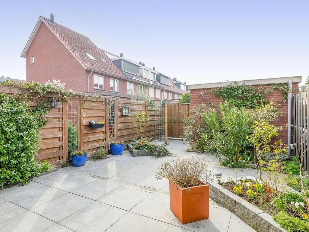 Regenboog 288, RHOON