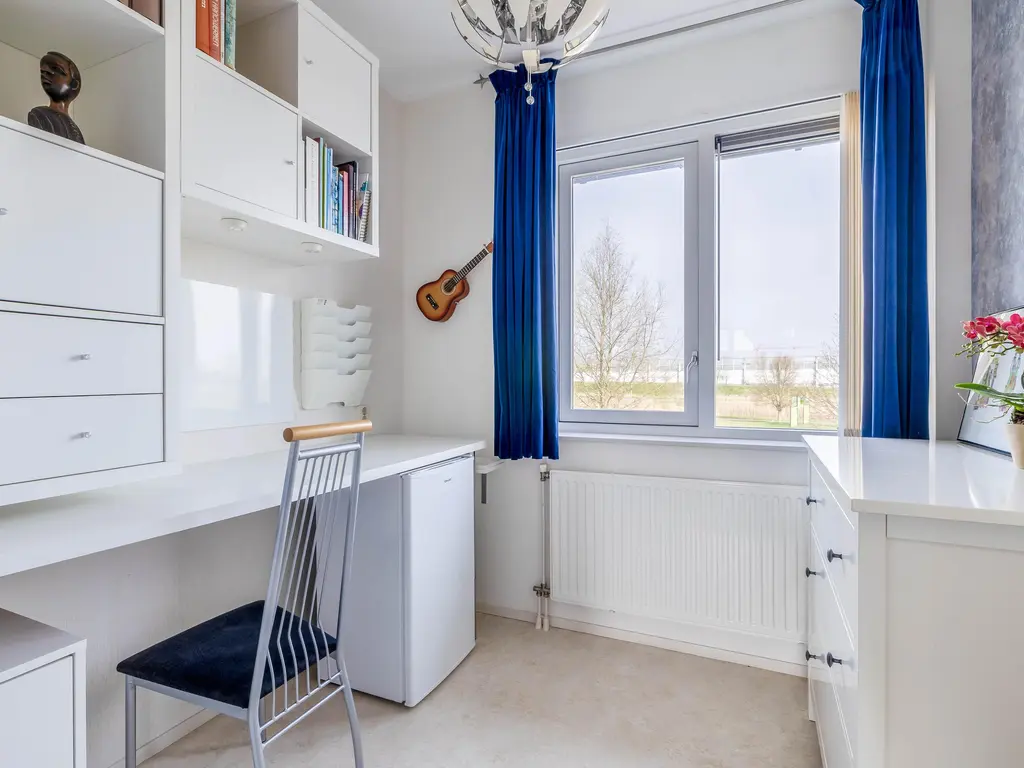 Regenboog 288, RHOON