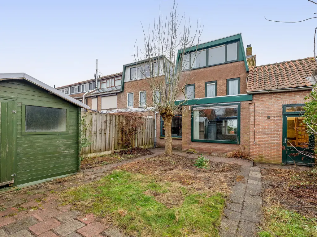 Waalstraat 19, RHOON