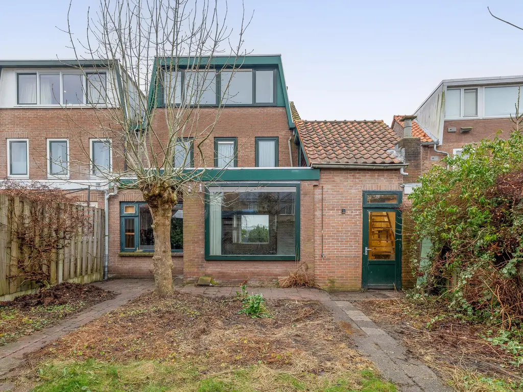 Waalstraat 19, RHOON