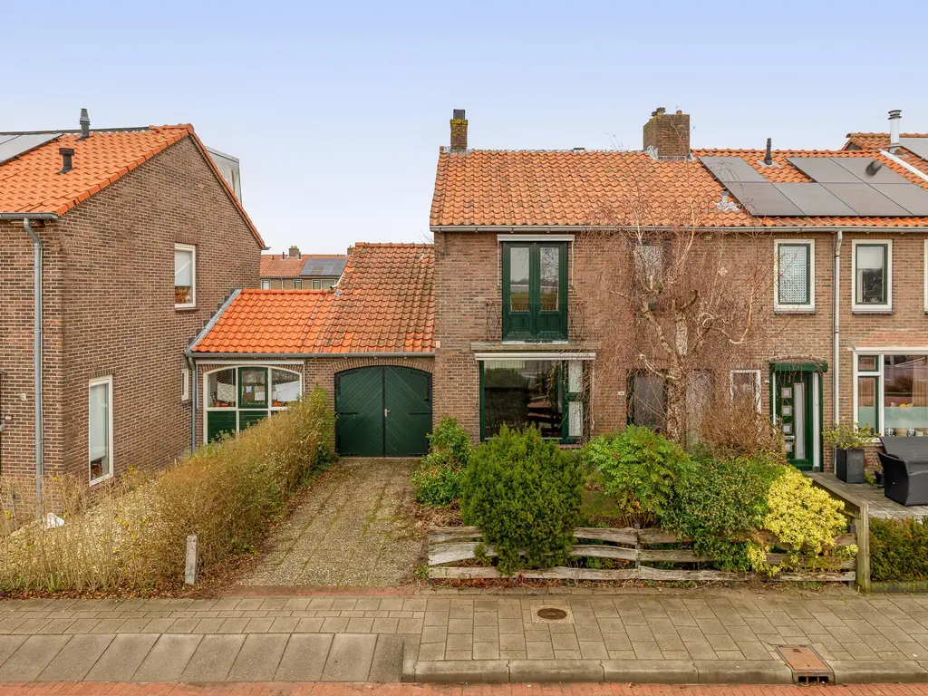 Waalstraat 19, RHOON