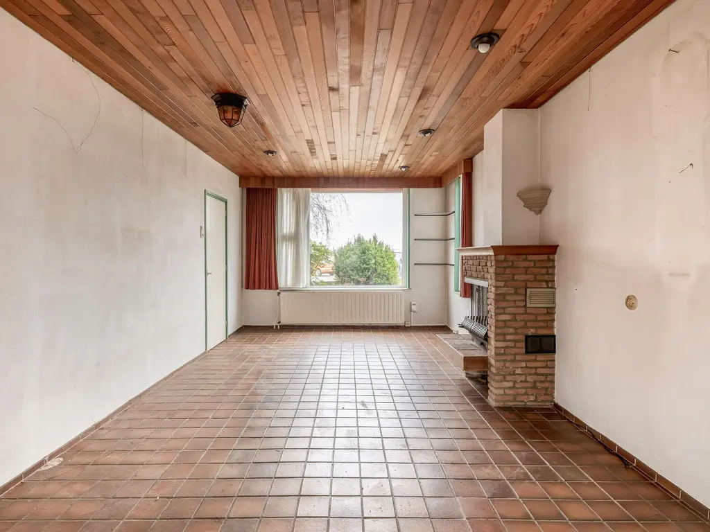 Waalstraat 19, RHOON