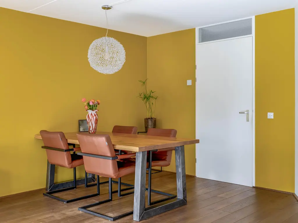 Jonkvrouw van Naaldwijklaan 20, VLAARDINGEN