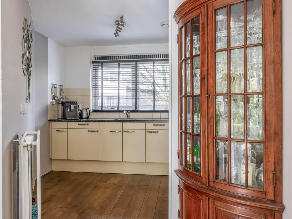 Jonkvrouw van Naaldwijklaan 20, VLAARDINGEN