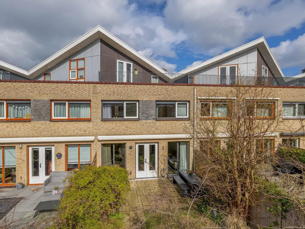 Jonkvrouw van Naaldwijklaan 20, VLAARDINGEN