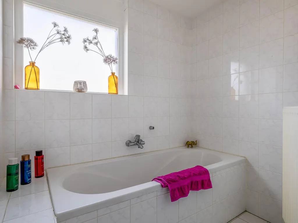 Jonkvrouw van Naaldwijklaan 20, VLAARDINGEN