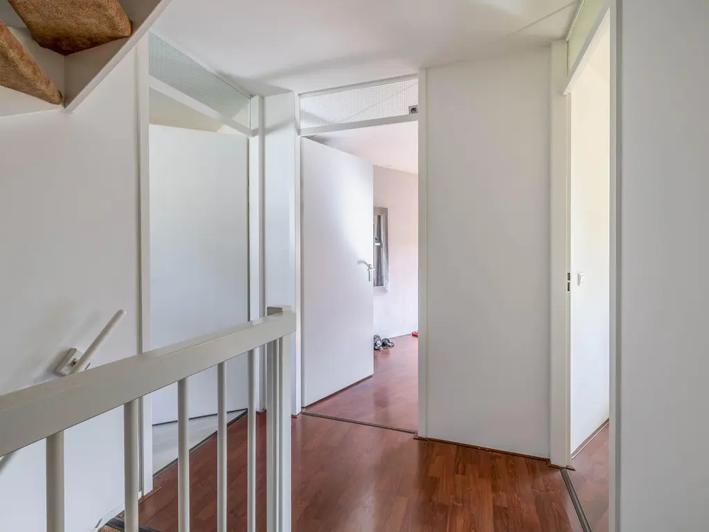 Jonkvrouw van Naaldwijklaan 20, VLAARDINGEN