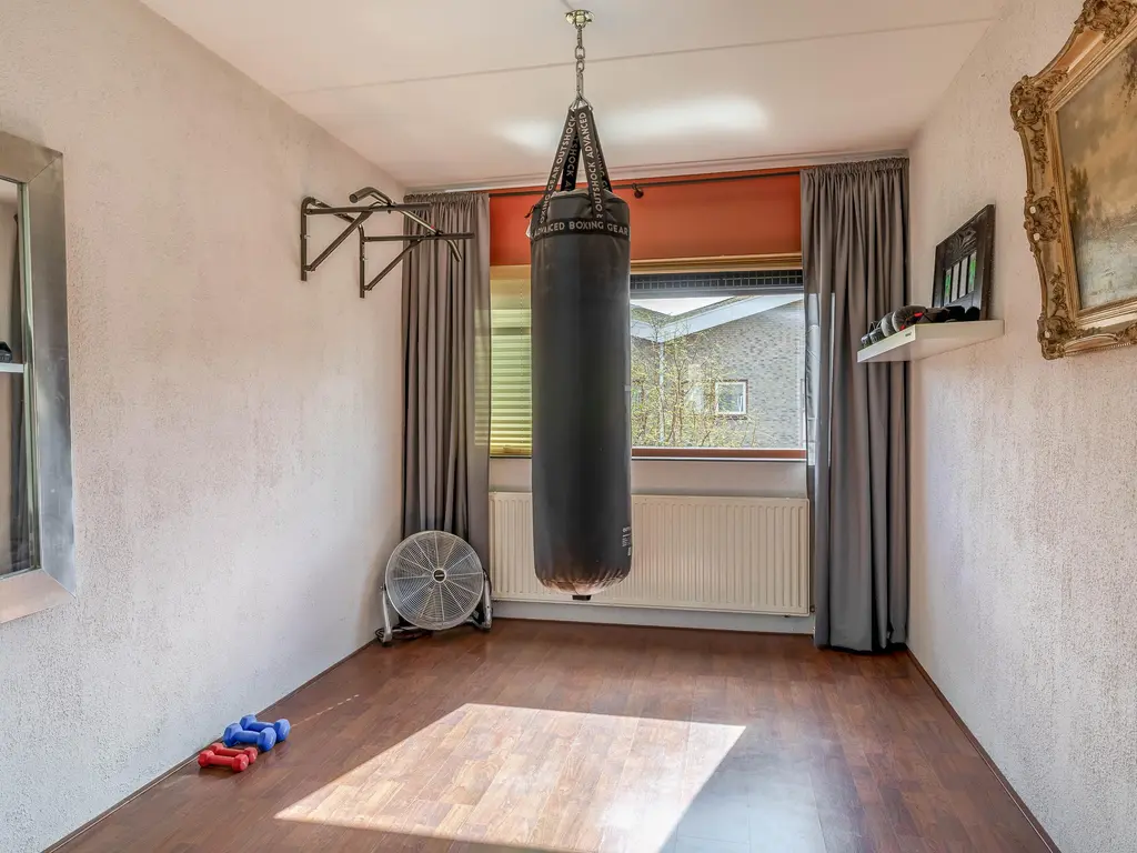 Jonkvrouw van Naaldwijklaan 20, VLAARDINGEN