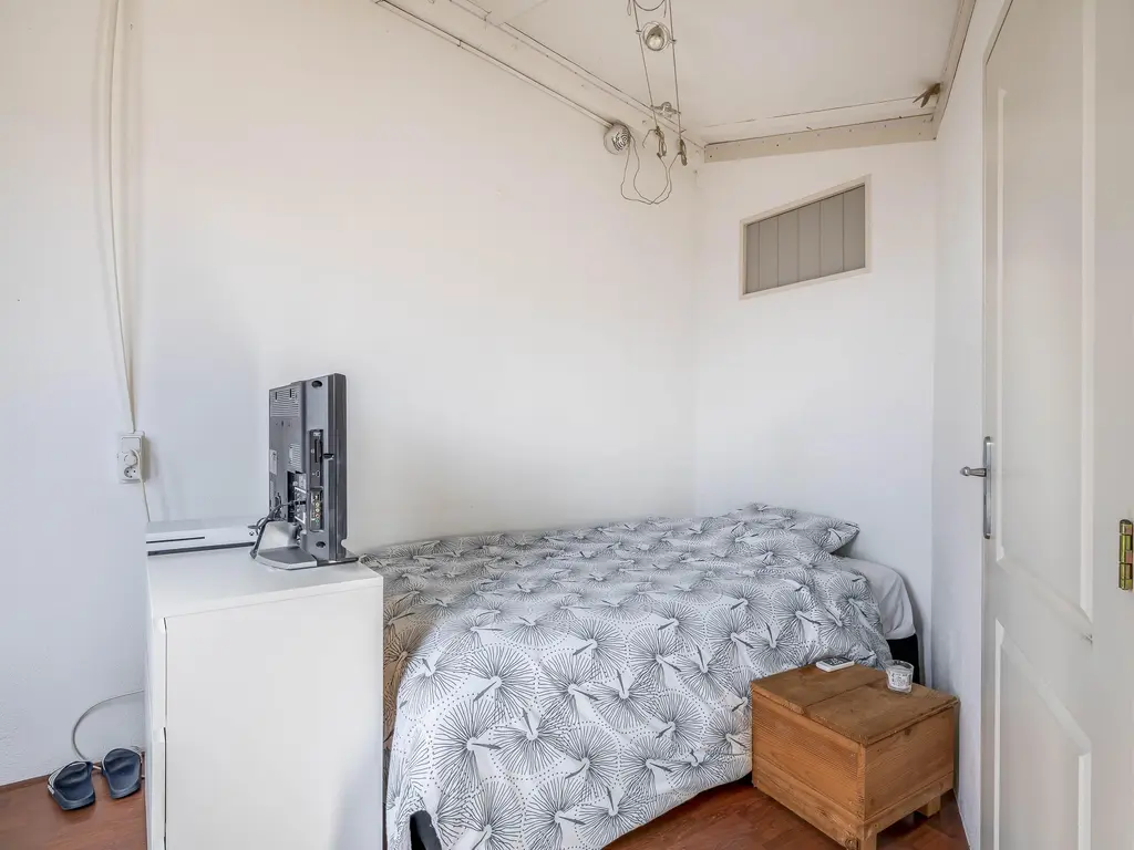 Jonkvrouw van Naaldwijklaan 20, VLAARDINGEN