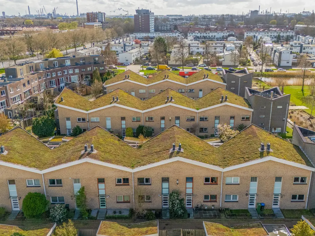 Jonkvrouw van Naaldwijklaan 20, VLAARDINGEN