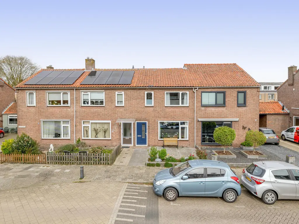 Roosenhoeklaan 25, HELLEVOETSLUIS