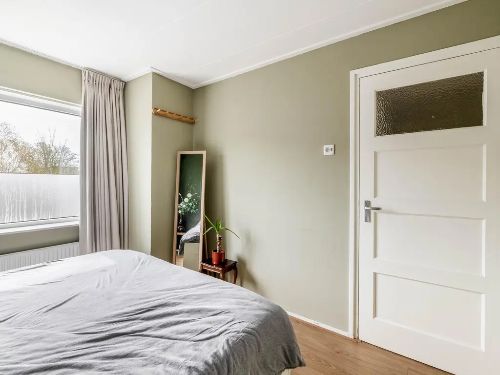 Roosenhoeklaan 25, HELLEVOETSLUIS