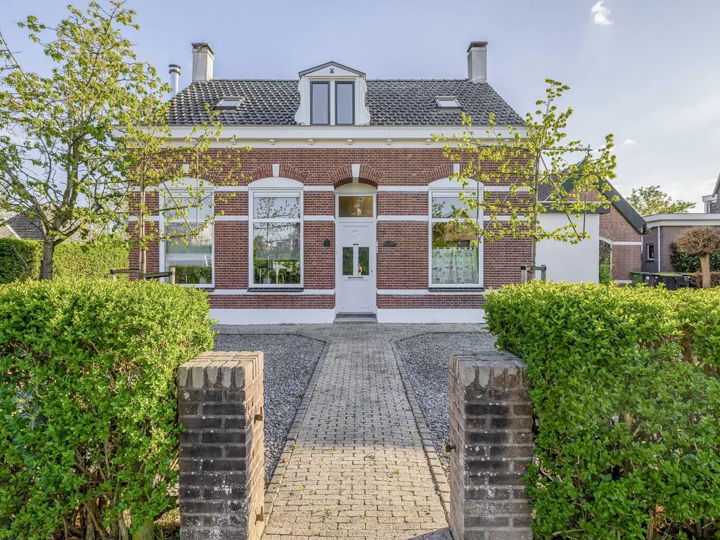 Molendijk 74, GOUDSWAARD
