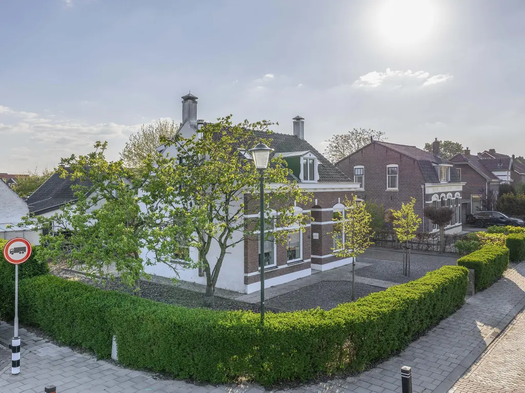 Molendijk 74, GOUDSWAARD