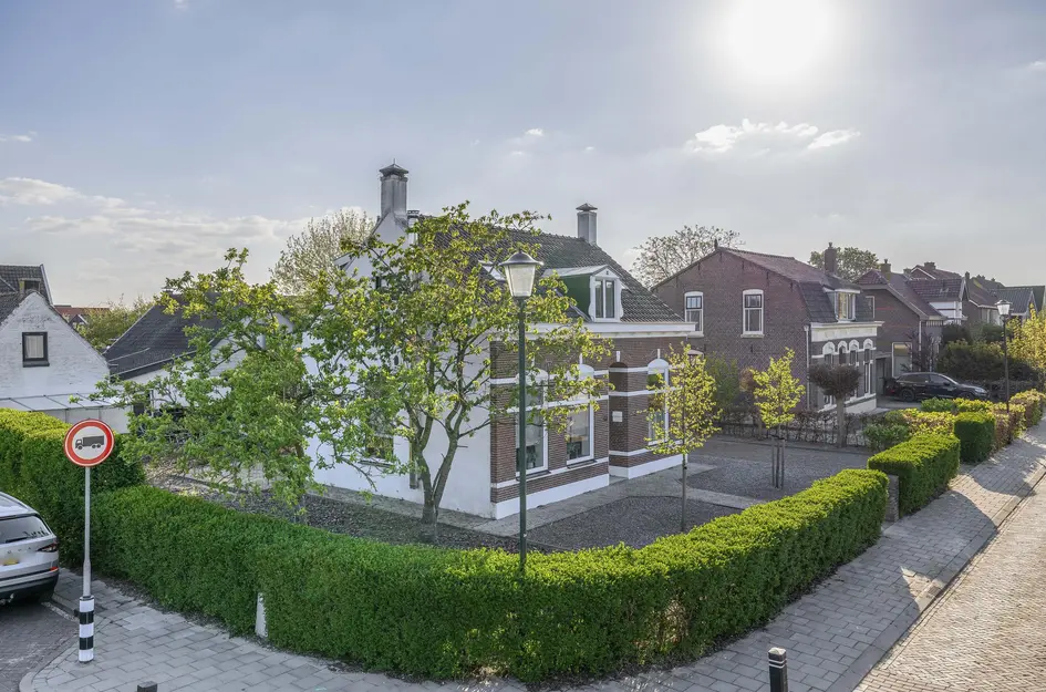 Molendijk 74