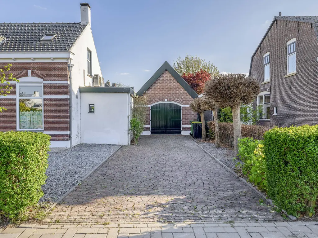 Molendijk 74, GOUDSWAARD