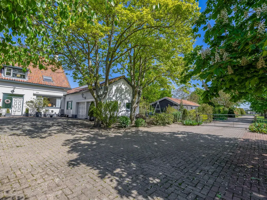 Stougjesdijk 236, Oud-Beijerland