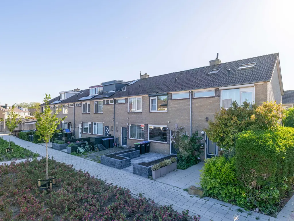 Beverveen 403, SPIJKENISSE