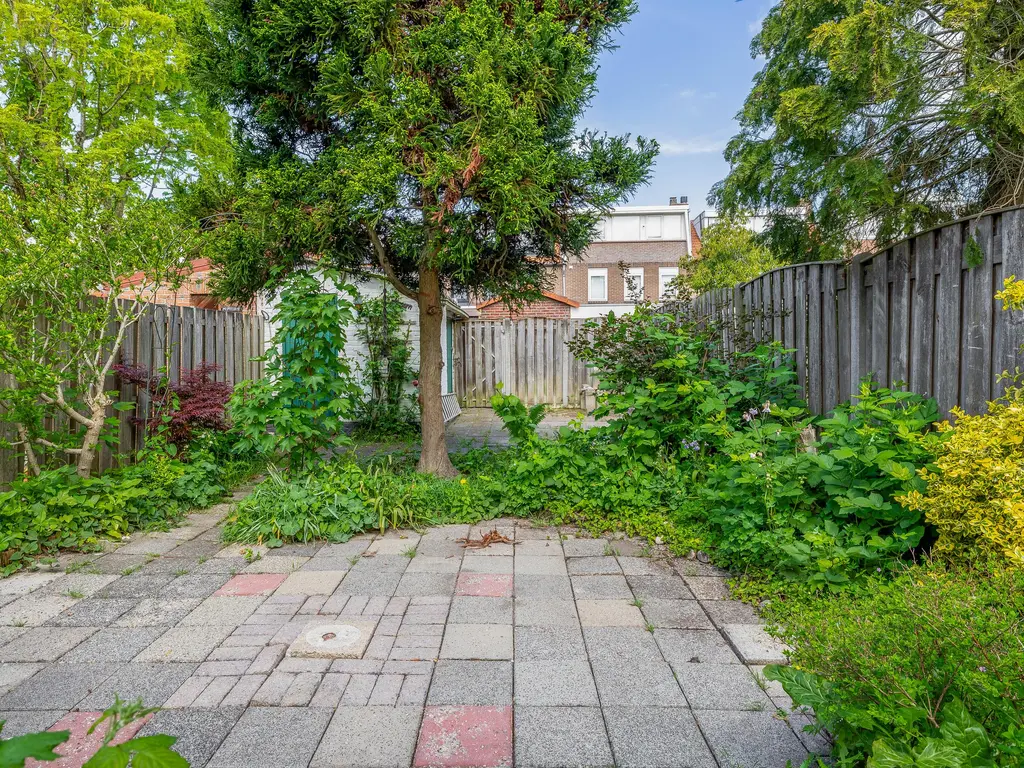 P. Groenenboomstraat 14, RHOON
