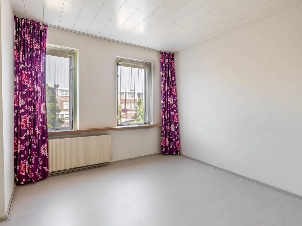 P. Groenenboomstraat 14, RHOON