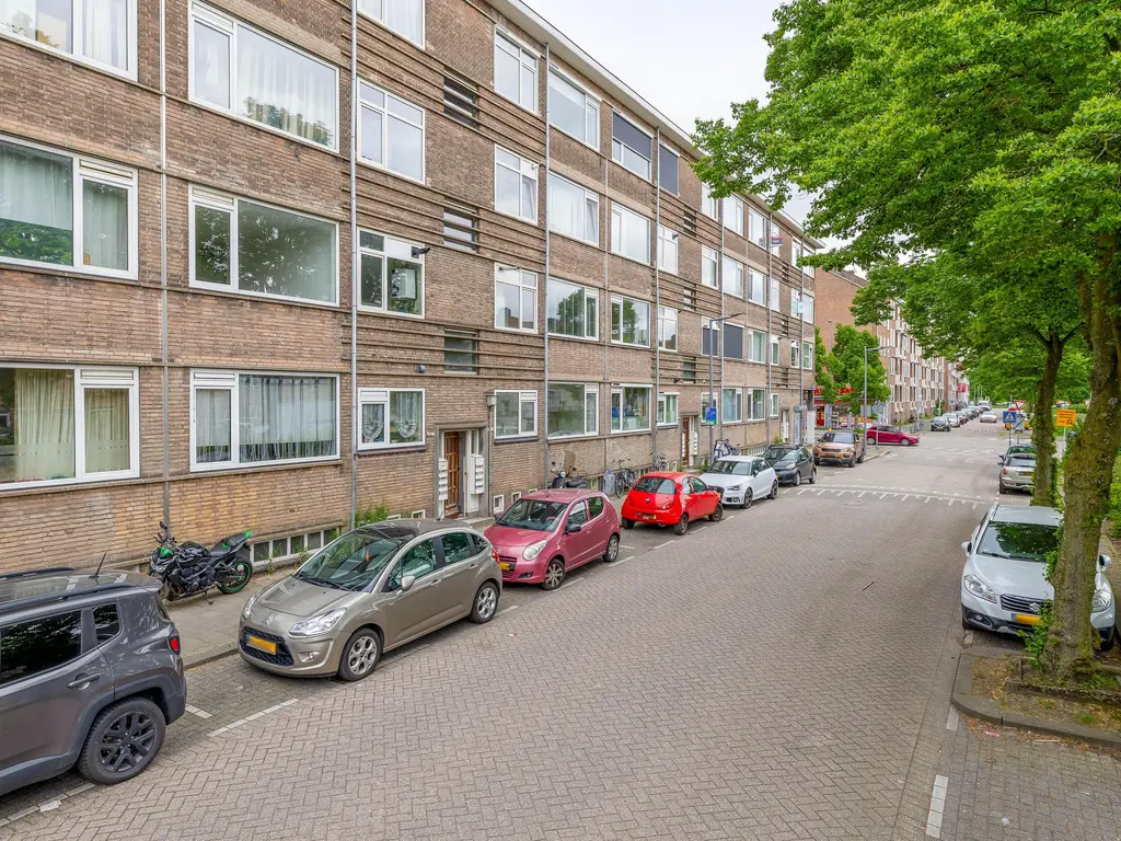 Hogenbanweg 70B, ROTTERDAM