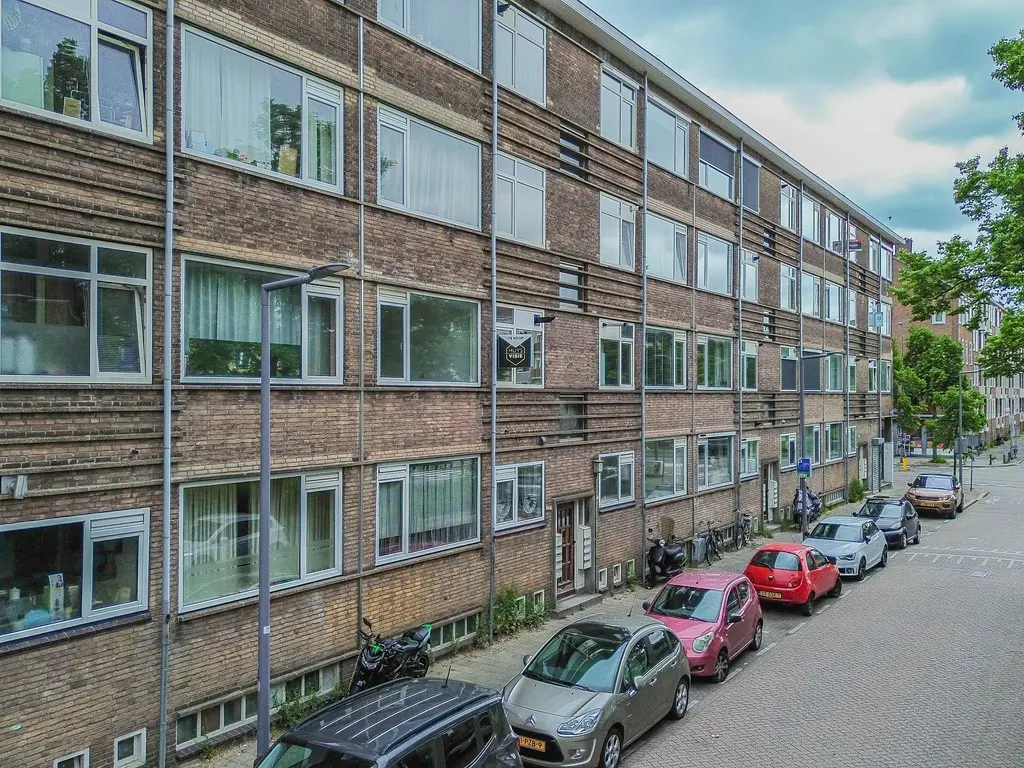 Hogenbanweg 70B, ROTTERDAM