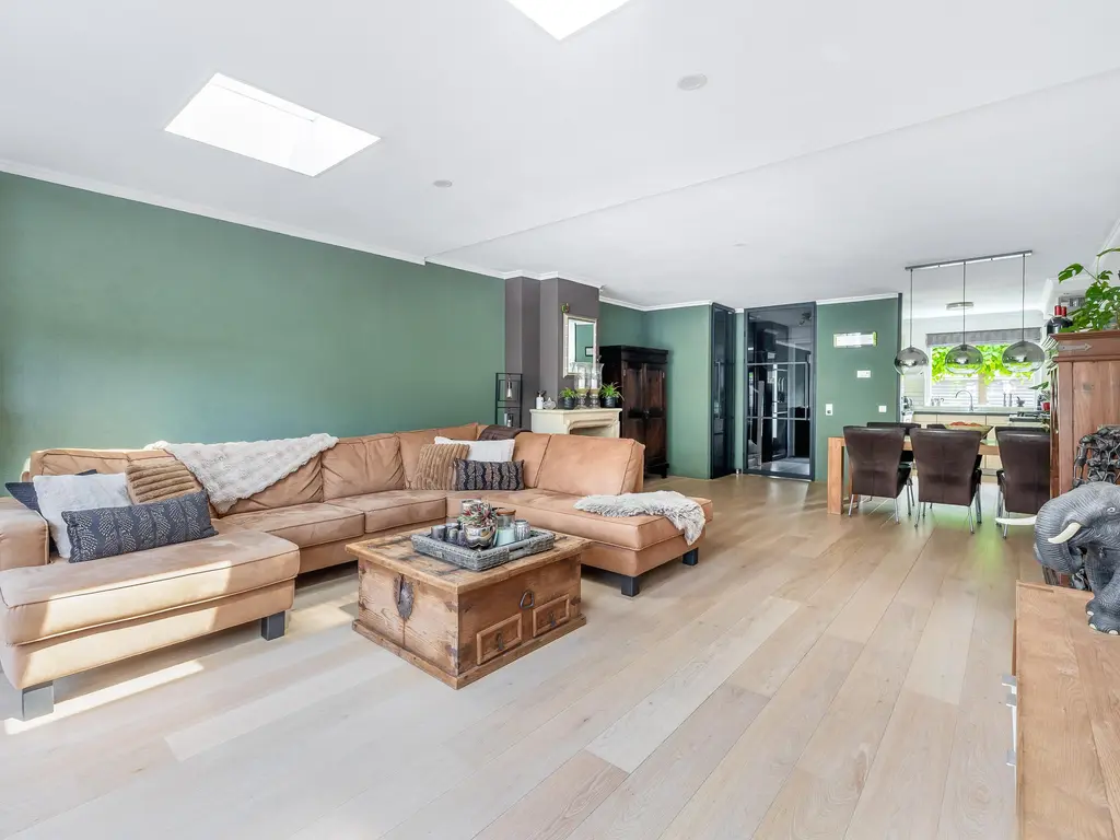 Krammer 102, BRIELLE