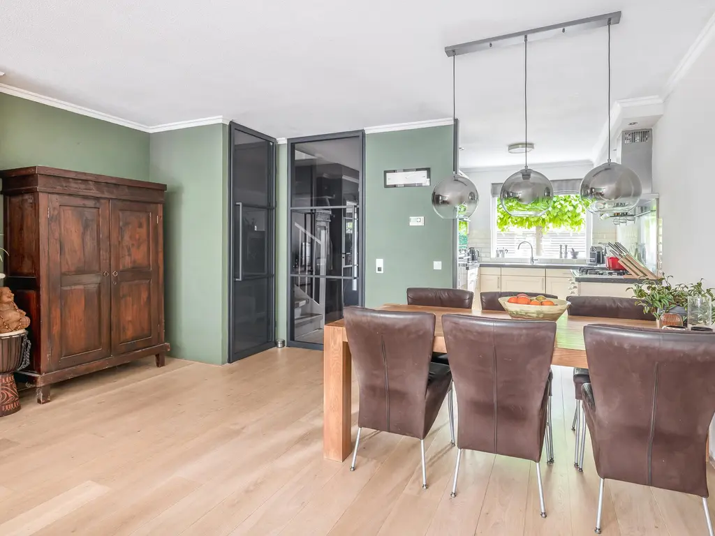 Krammer 102, BRIELLE