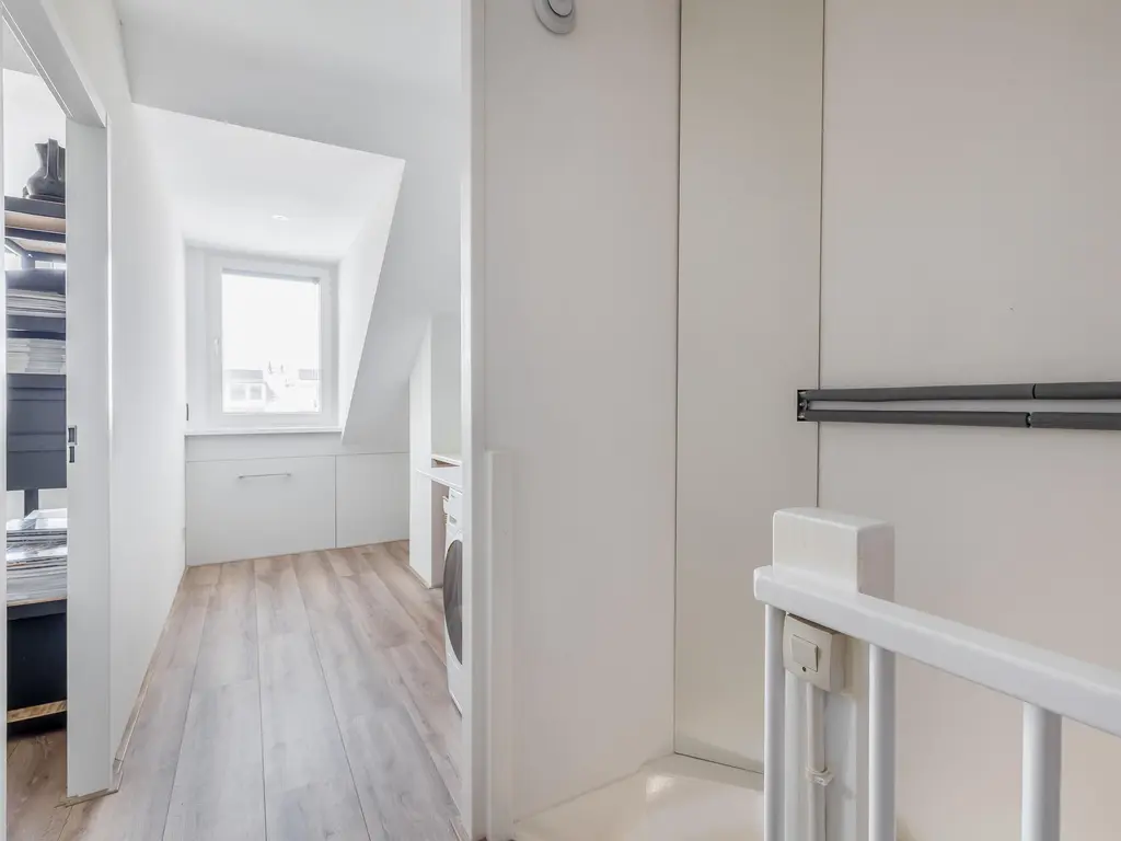 Krammer 102, BRIELLE
