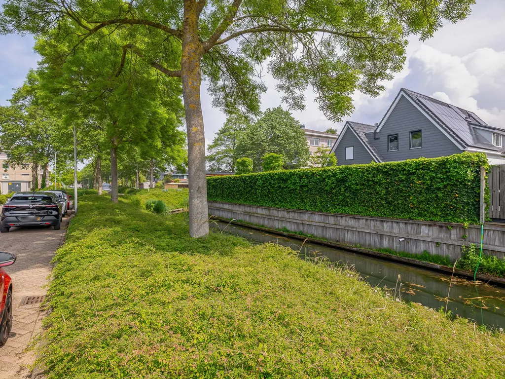 Krammer 102, BRIELLE