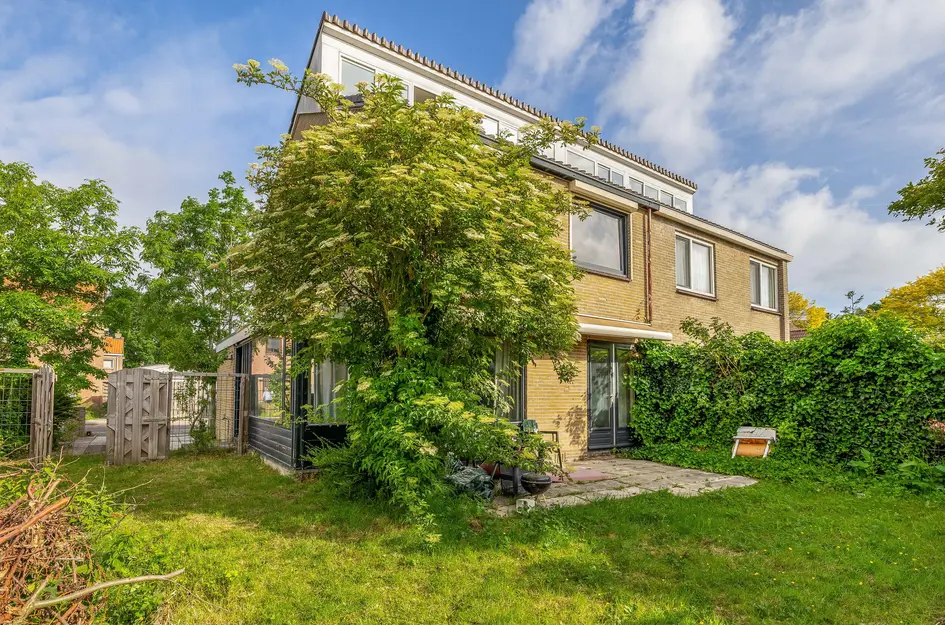 Alexander Verhuellstraat 125