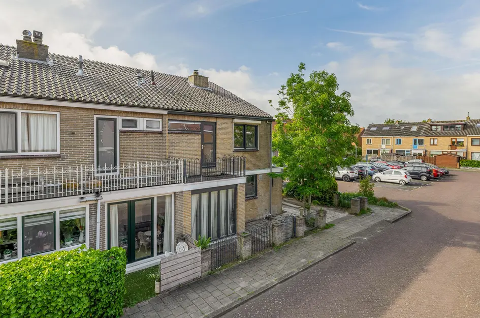 Alexander Verhuellstraat 125