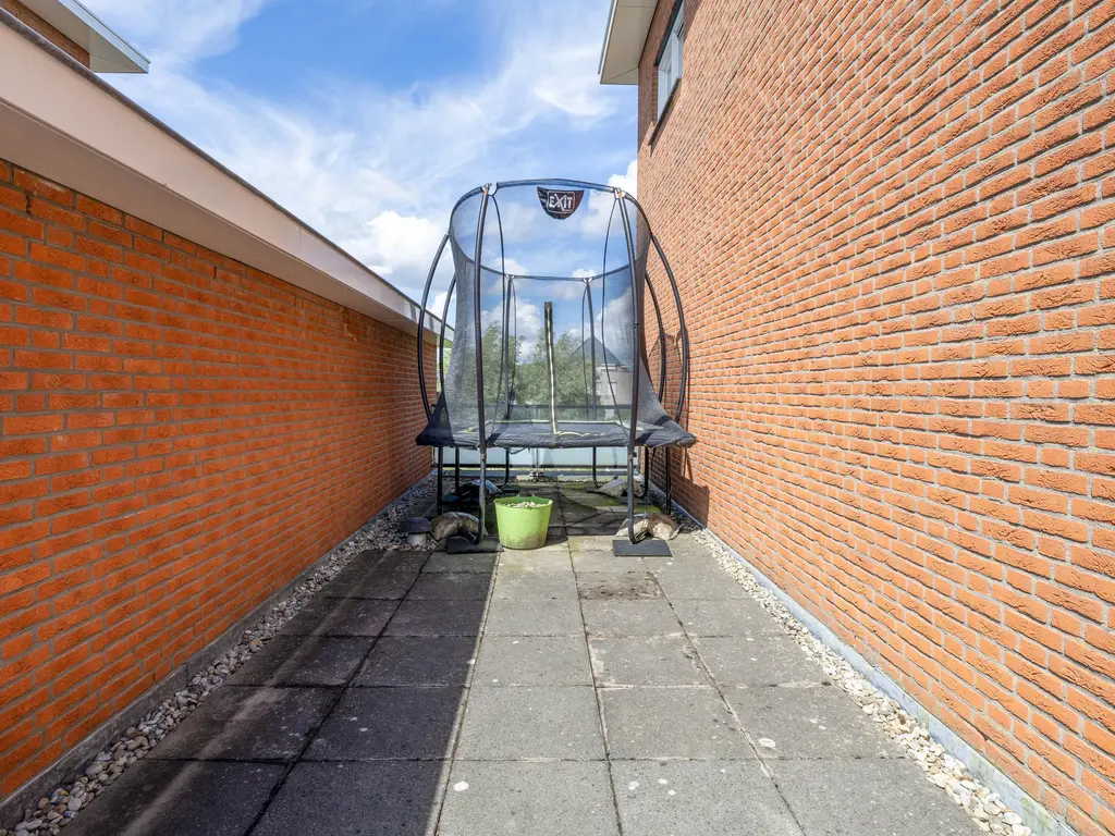 Bachlaan 14, OUD-BEIJERLAND
