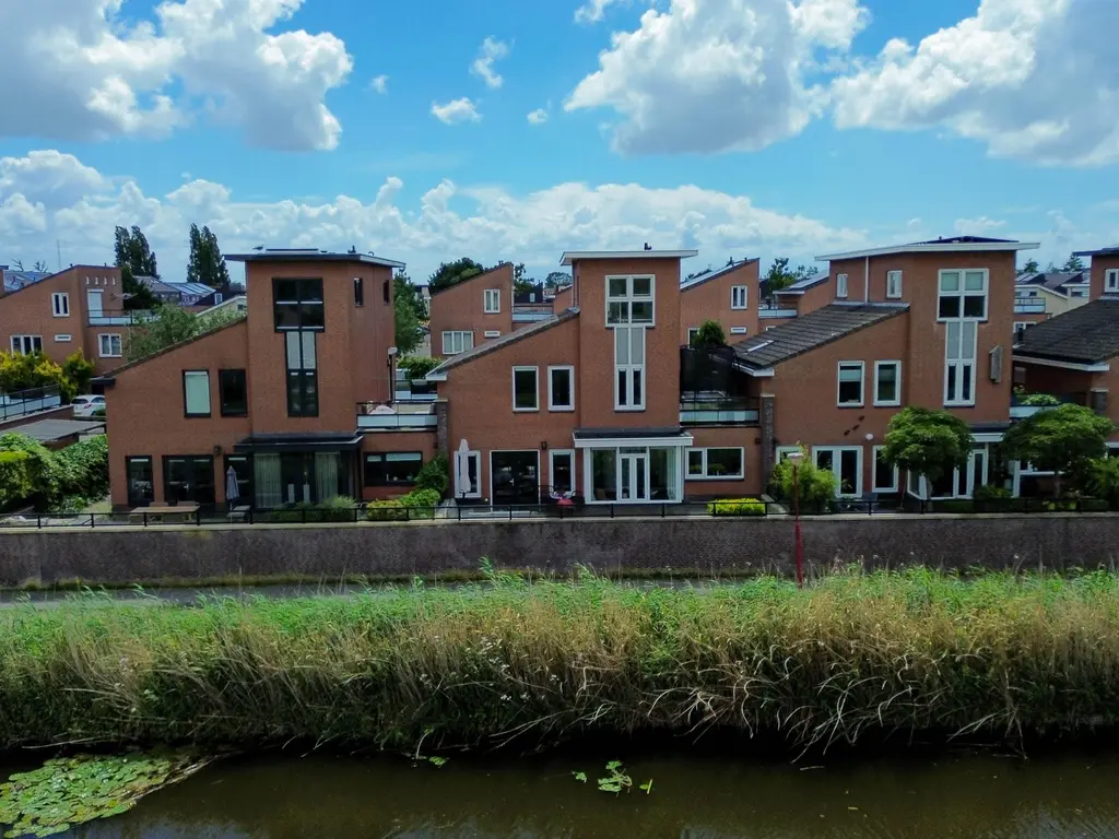 Bachlaan 14, OUD-BEIJERLAND