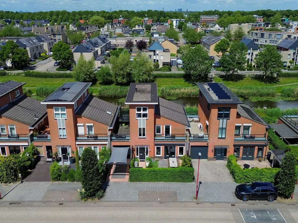 Bachlaan 14, OUD-BEIJERLAND