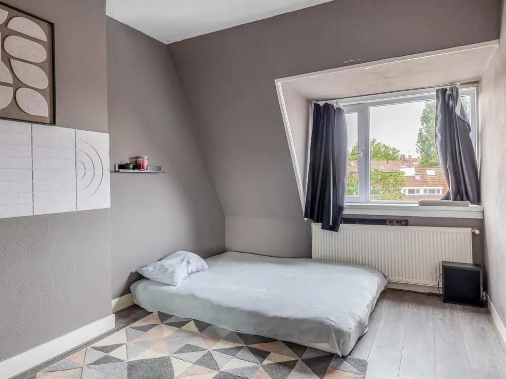 Röntgenstraat 28B, VLAARDINGEN