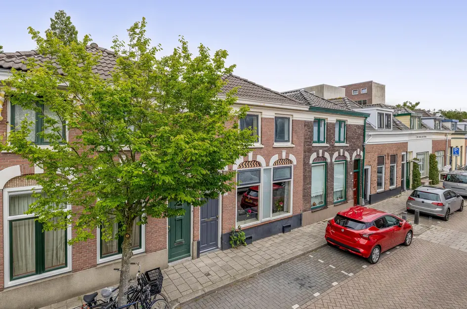 Oosterstraat 43