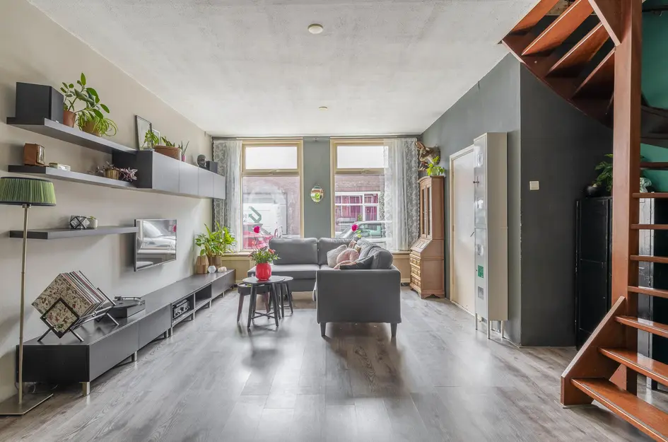 Oosterstraat 43