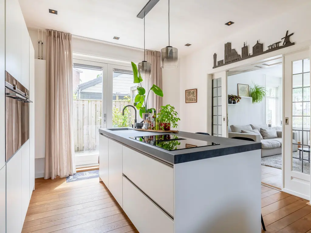Asylplein 16, BRIELLE