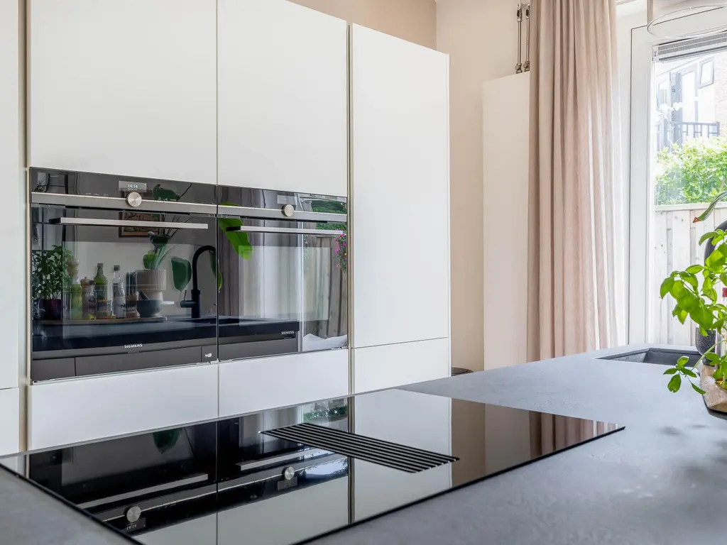 Asylplein 16, BRIELLE