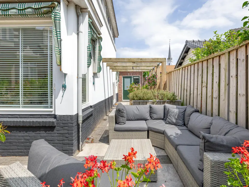 Asylplein 16, BRIELLE